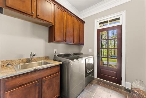 492 Jonney Thomas Road Cleveland GA 30528