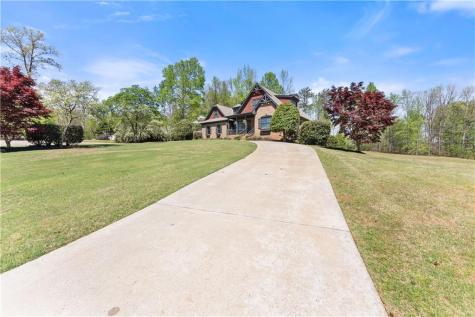 492 Jonney Thomas Road Cleveland GA 30528