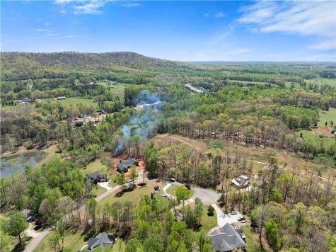 492 Jonney Thomas Road Cleveland GA 30528
