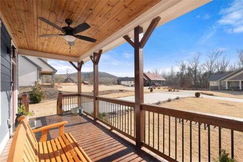 94 Boulder Lane Cleveland GA 30528
