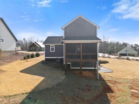 94 Boulder Lane Cleveland GA 30528