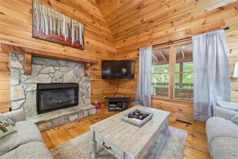 105 Blackberry Falls Court Ellijay GA 30536