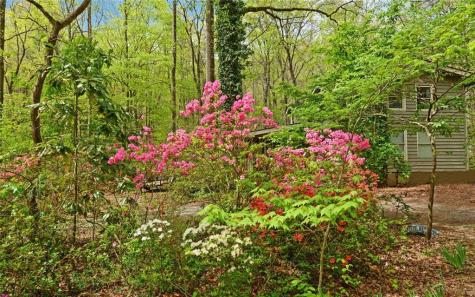 761 Clayton Gooch Road Dahlonega GA 30533