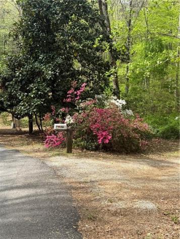 761 Clayton Gooch Road Dahlonega GA 30533