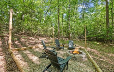 2239 Dean Mountain Road Cleveland GA 30528