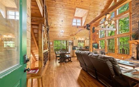 2239 Dean Mountain Road Cleveland GA 30528