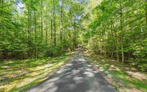 2239 Dean Mountain Road Cleveland GA 30528