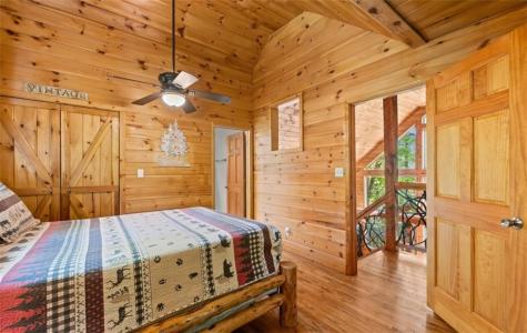 2239 Dean Mountain Road Cleveland GA 30528