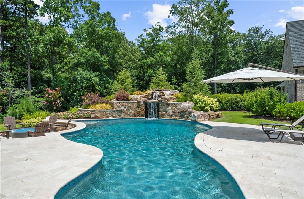 570 Lost River Bend Milton GA 30004