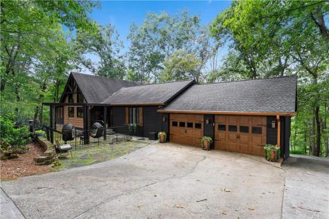 501 High Meadow Lakes Clarkesville GA 30523