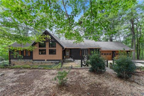 501 High Meadow Lakes Clarkesville GA 30523