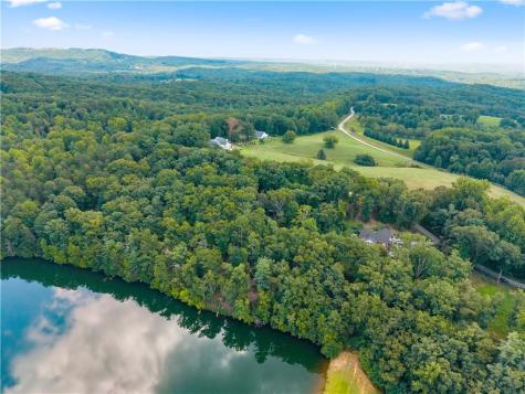 501 High Meadow Lakes Clarkesville GA 30523