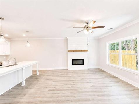 28 Village Court Cleveland GA 30528