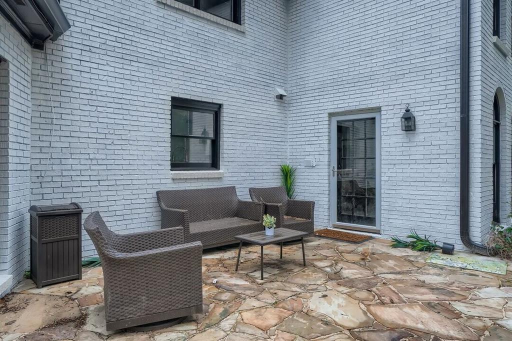 425 Ferry Landing Sandy Springs GA 30328