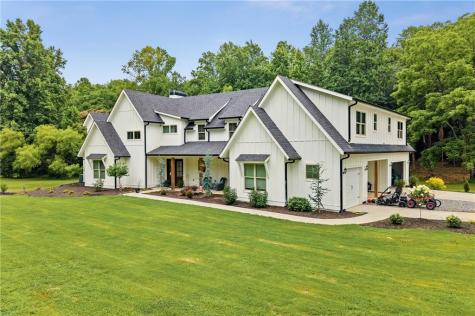 1485 Duffy Grizzle Road Dahlonega GA 30533