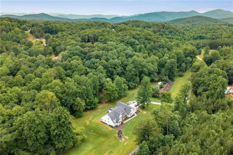 1485 Duffy Grizzle Road Dahlonega GA 30533