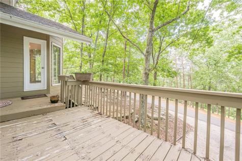 834 Lake Arrowhead Drive Waleska GA 30183