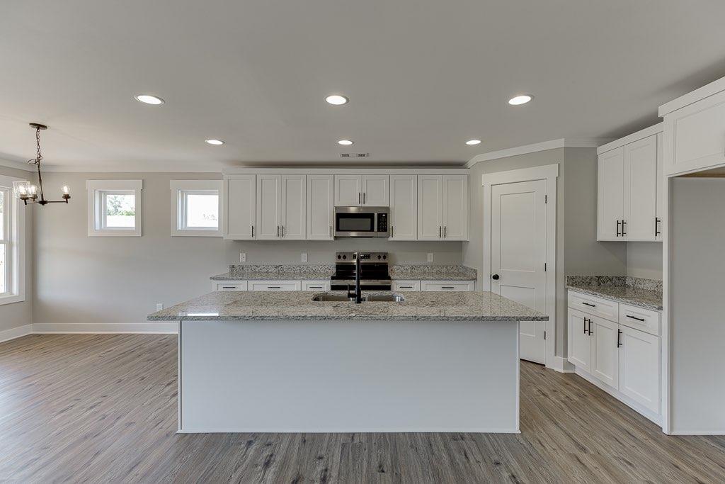 129 Creek Stone Drive Hartwell GA 30643