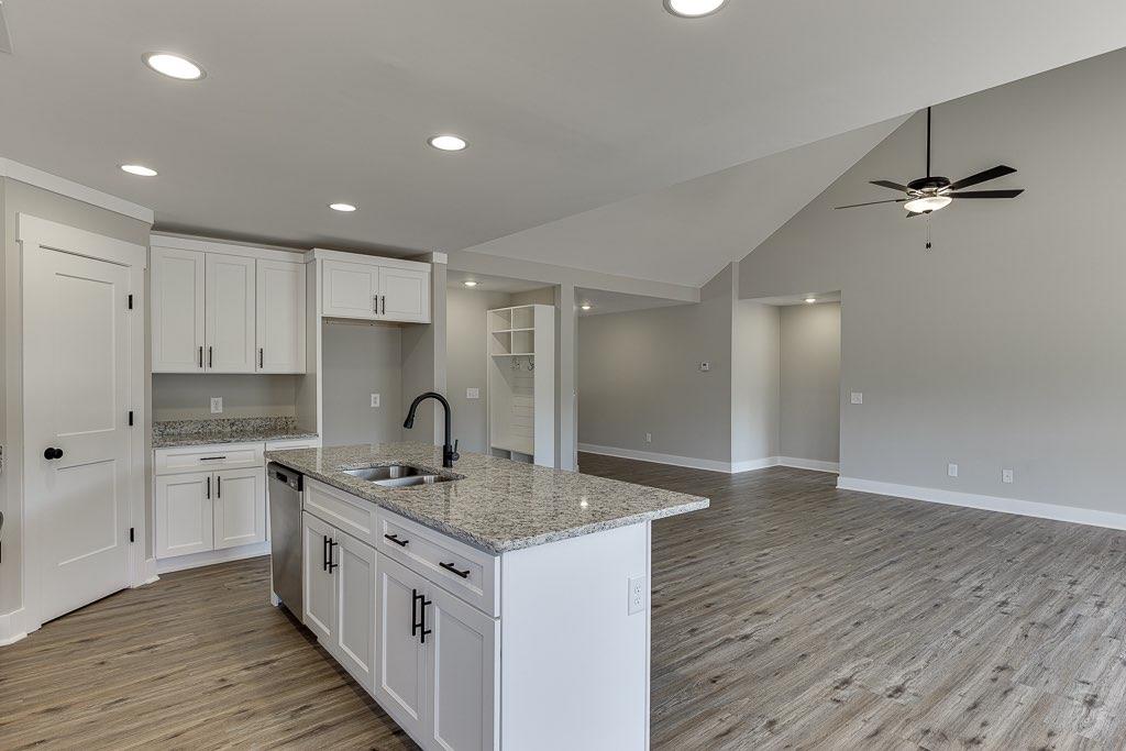 129 Creek Stone Drive Hartwell GA 30643
