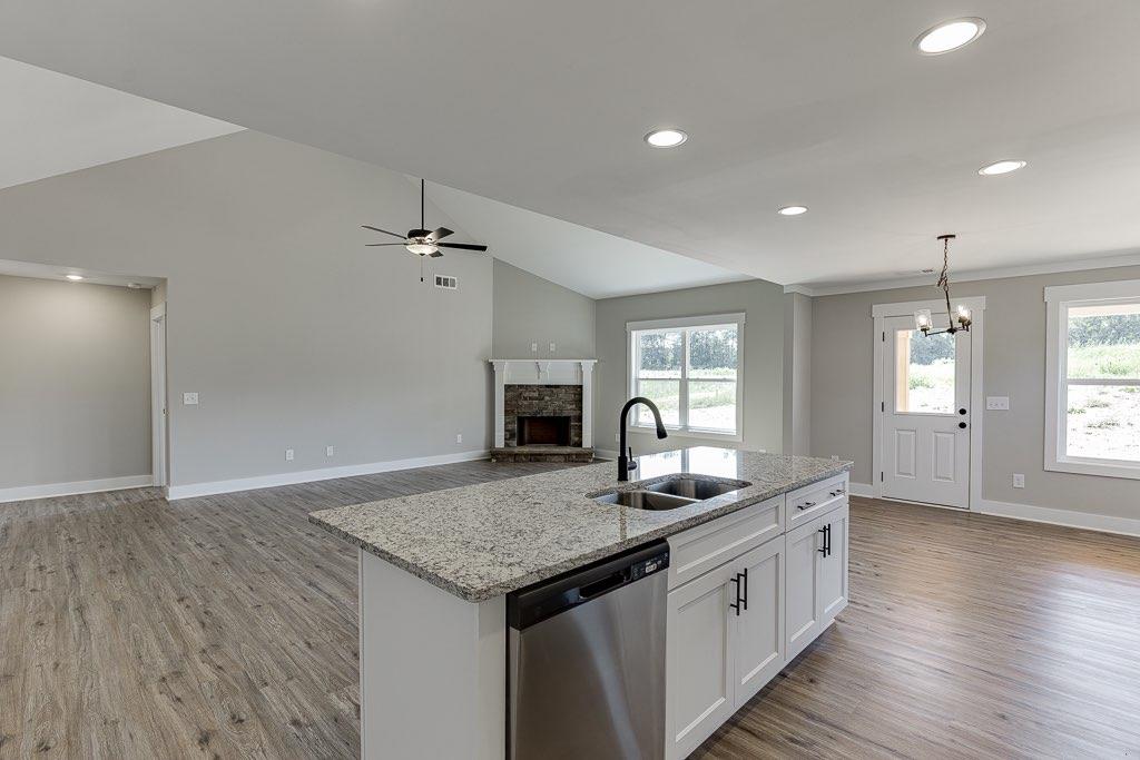 129 Creek Stone Drive Hartwell GA 30643
