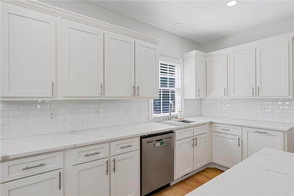 305 Ivy Brook Court Alpharetta GA 30004