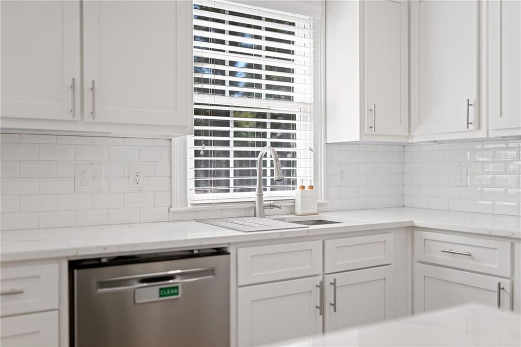 305 Ivy Brook Court Alpharetta GA 30004