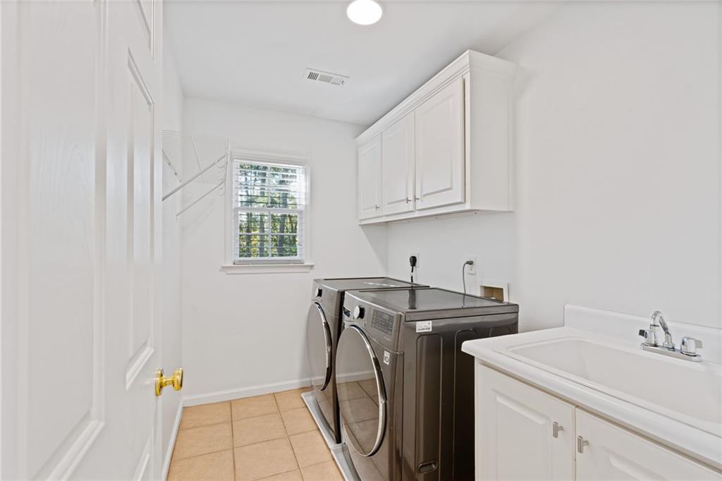 305 Ivy Brook Court Alpharetta GA 30004