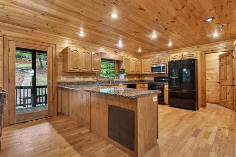 648 Stuart Mountain Road Mineral Bluff GA 30559