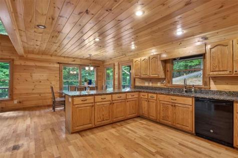 648 Stuart Mountain Road Mineral Bluff GA 30559