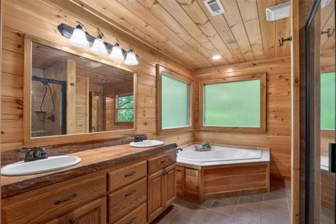648 Stuart Mountain Road Mineral Bluff GA 30559