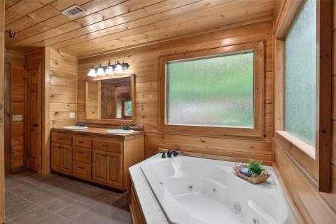 648 Stuart Mountain Road Mineral Bluff GA 30559