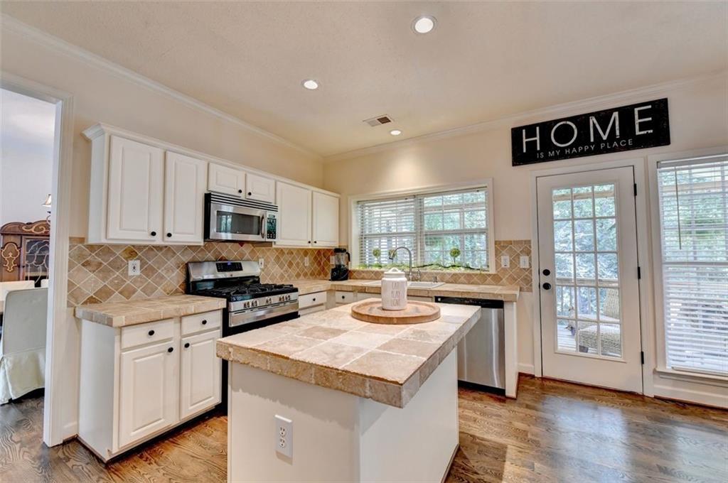 2260 Traywick Chase Alpharetta GA 30004