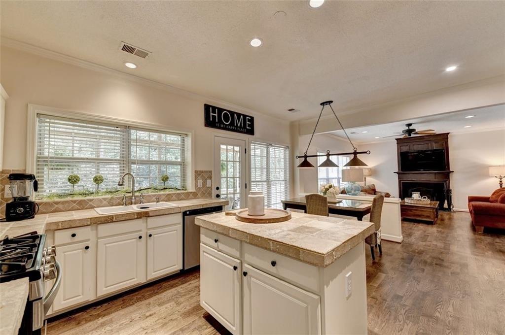2260 Traywick Chase Alpharetta GA 30004