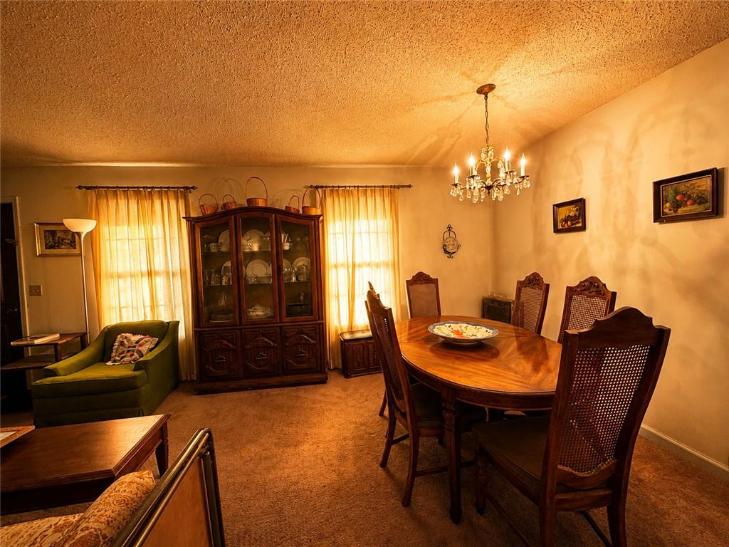 25 Montre Circle SE Silver Creek GA 30173
