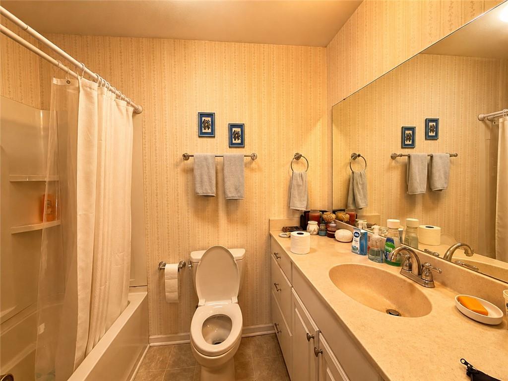 25 Montre Circle SE Silver Creek GA 30173