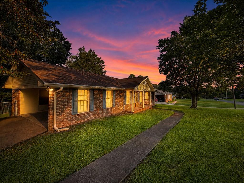 25 Montre Circle SE Silver Creek GA 30173