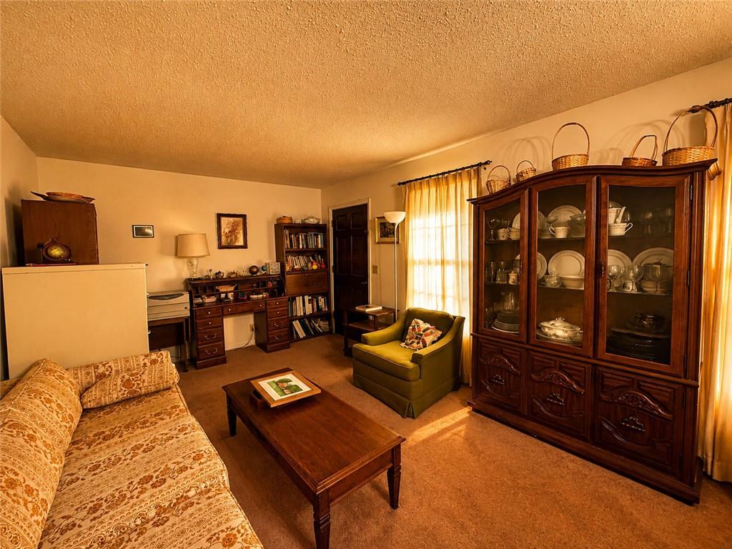25 Montre Circle SE Silver Creek GA 30173