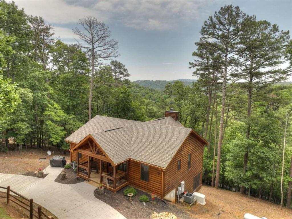 200 Fleur Lane Ellijay GA 30540