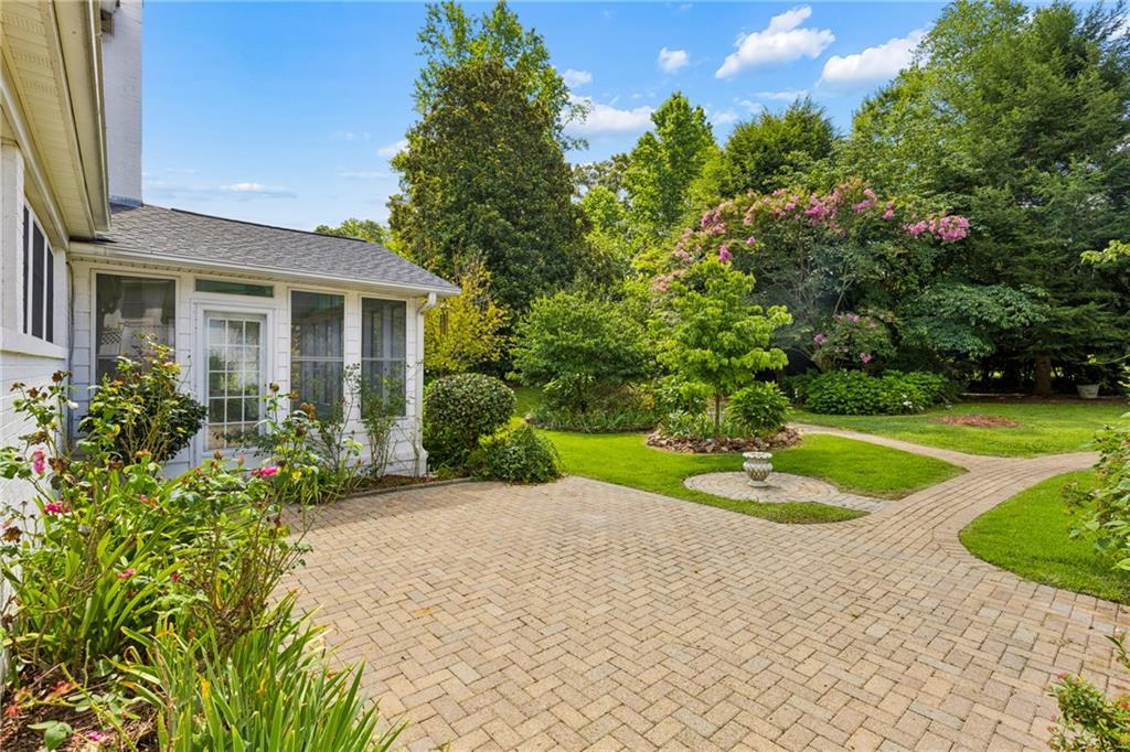 3341 Hickory Crest Drive NW Marietta GA 30064