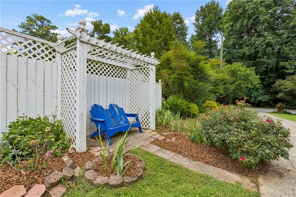 3341 Hickory Crest Drive NW Marietta GA 30064