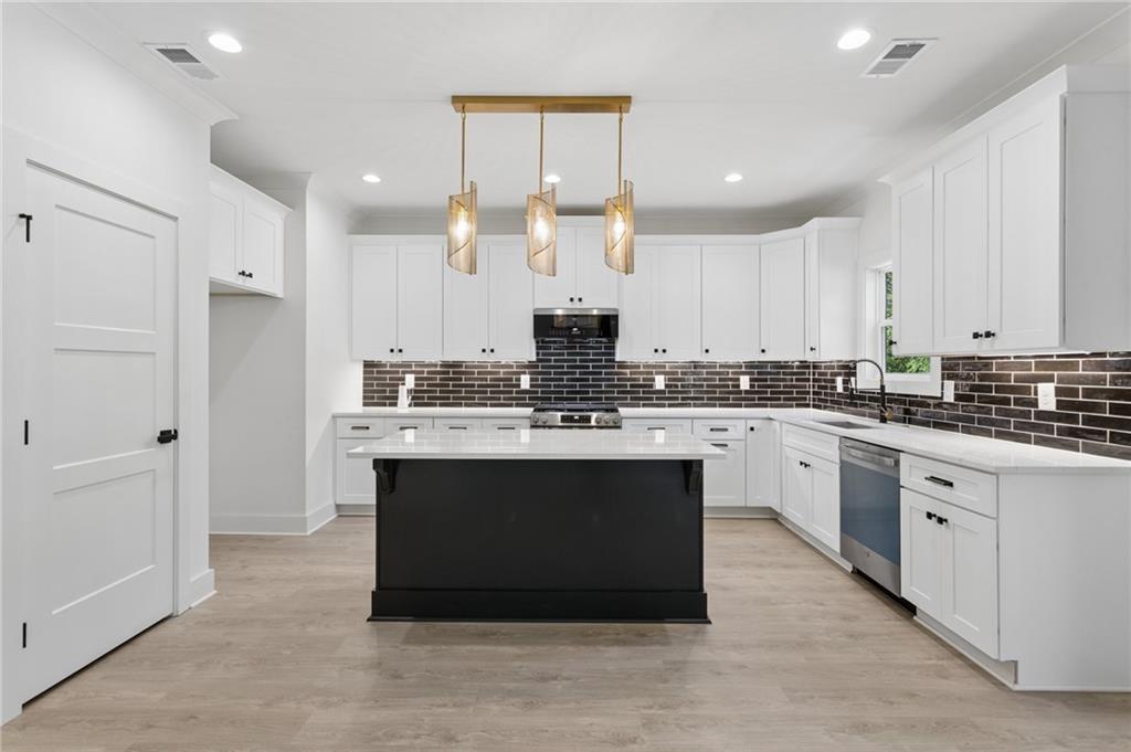 2425 Elmwood Circle Smyrna GA 30339