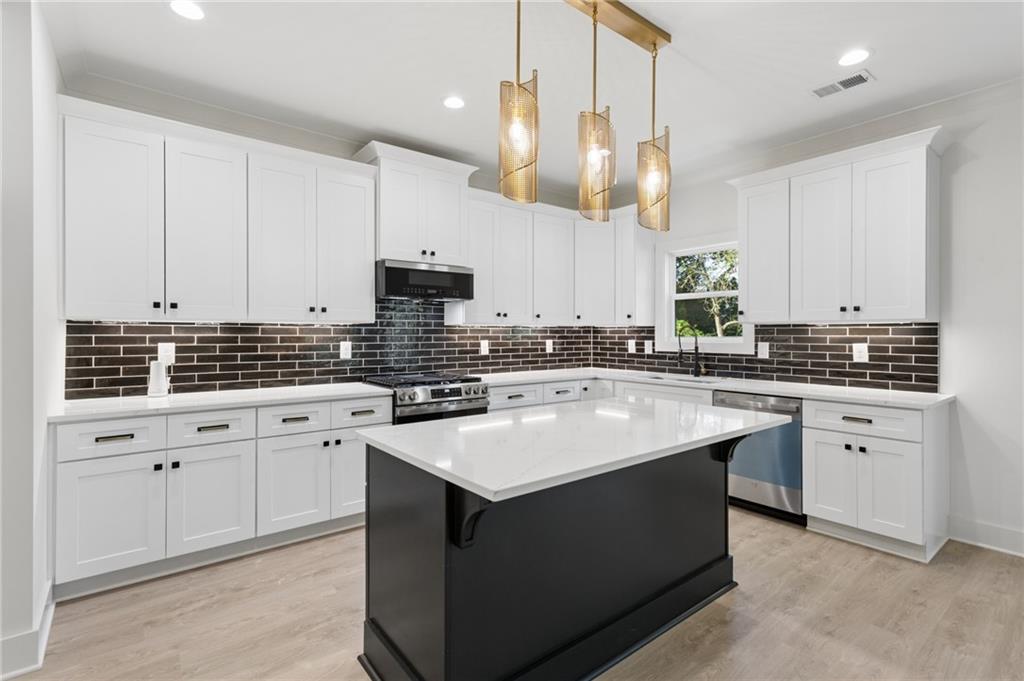 2425 Elmwood Circle Smyrna GA 30339