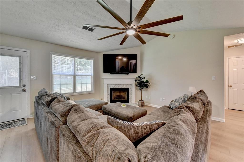 5295 Hillcrest Glenn Drive Sugar Hill GA 30518
