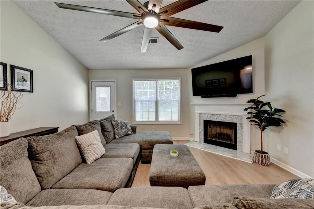 5295 Hillcrest Glenn Drive Sugar Hill GA 30518