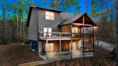 345 Deer Trail Mineral Bluff GA 30559
