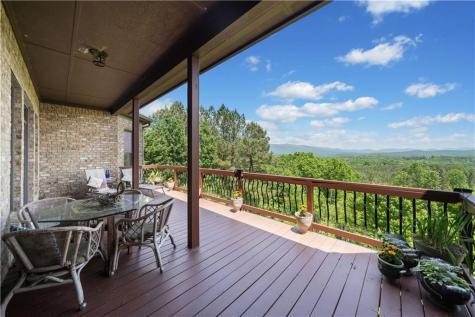 100 Foxpaw Leaf Court Ellijay GA 30536