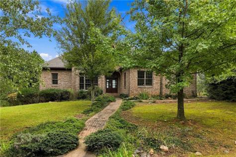 100 Foxpaw Leaf Court Ellijay GA 30536