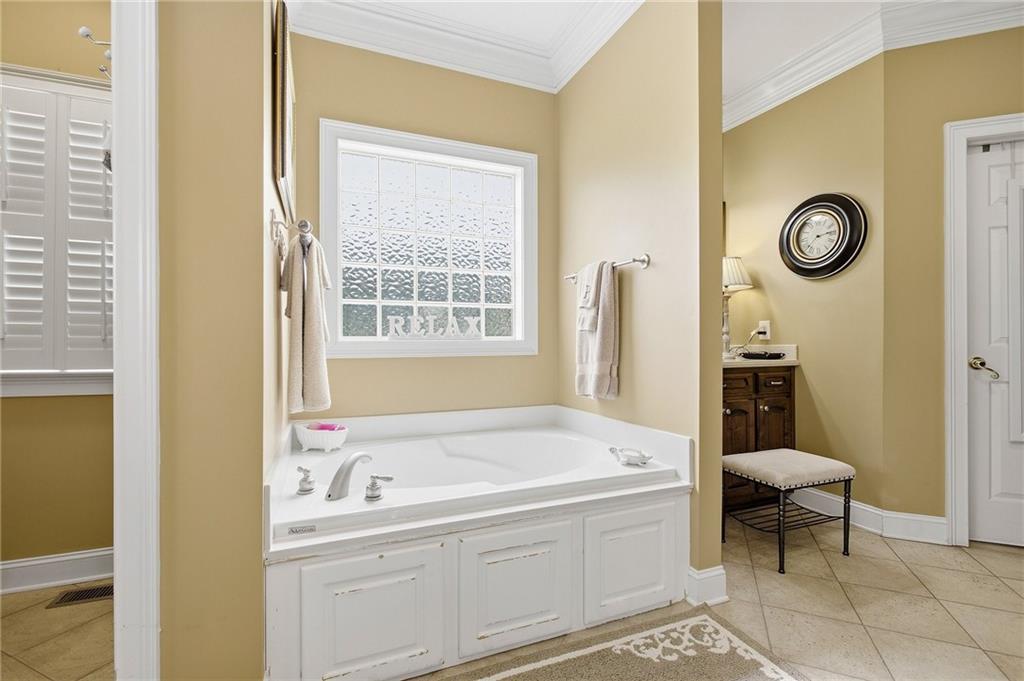 325 Highland Pointe Drive Cohutta GA 30710