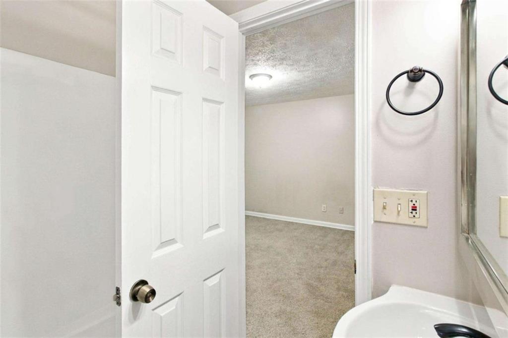 8 Silverwood Drive Newnan GA 30265