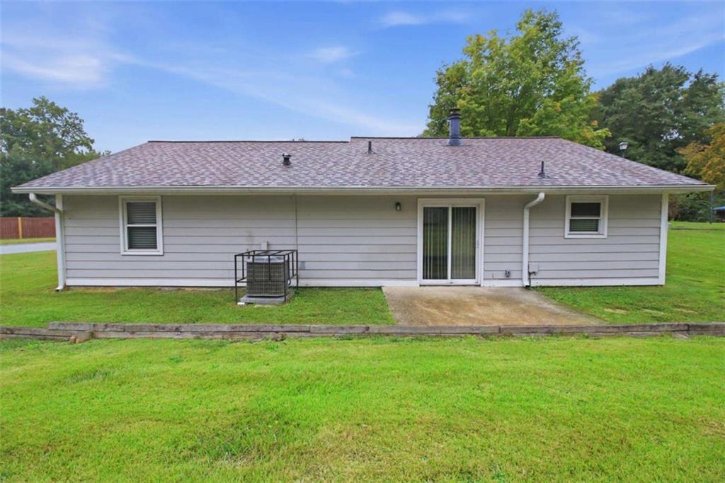 8 Silverwood Drive Newnan GA 30265